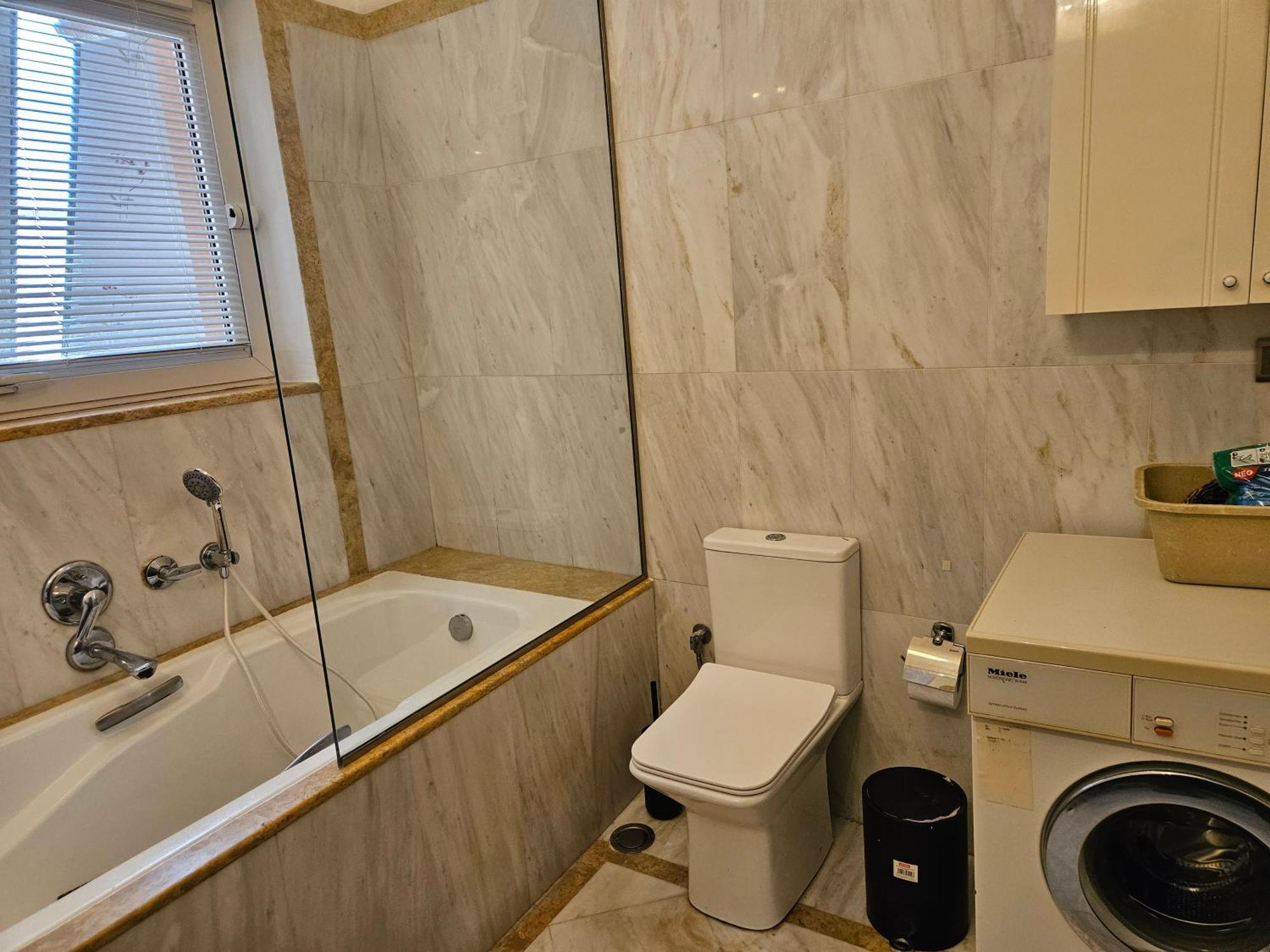 3 Bedder Condo In Ilisia, Megaro Mousikis Atenas Exterior foto